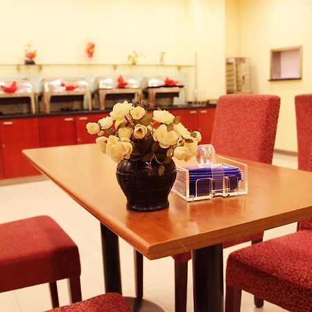 ناننينغ Gold Mine Express Hotel المظهر الخارجي الصورة