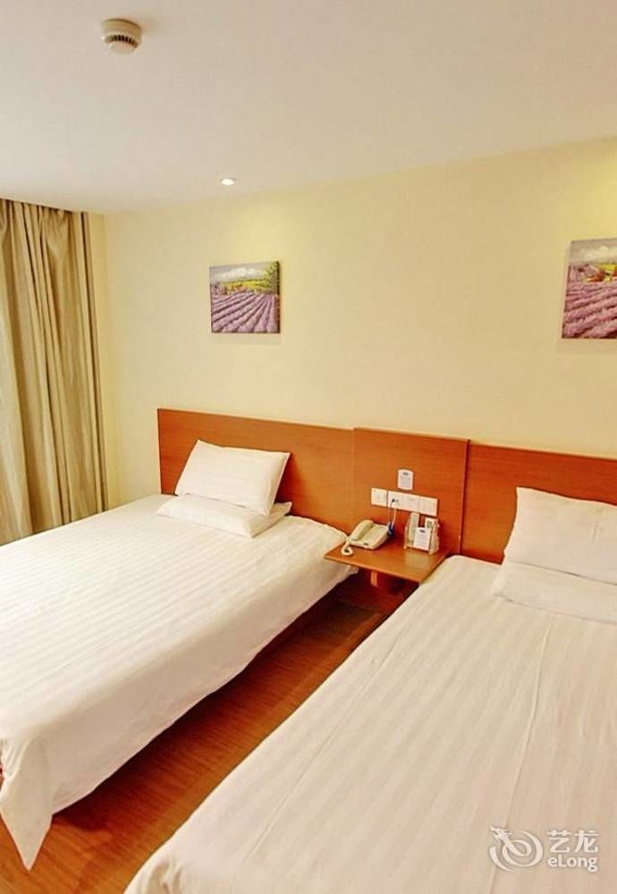 ناننينغ Gold Mine Express Hotel المظهر الخارجي الصورة