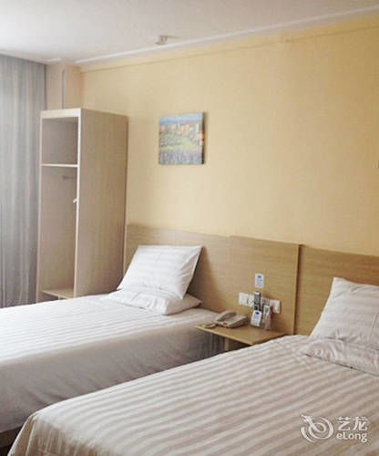 ناننينغ Gold Mine Express Hotel المظهر الخارجي الصورة